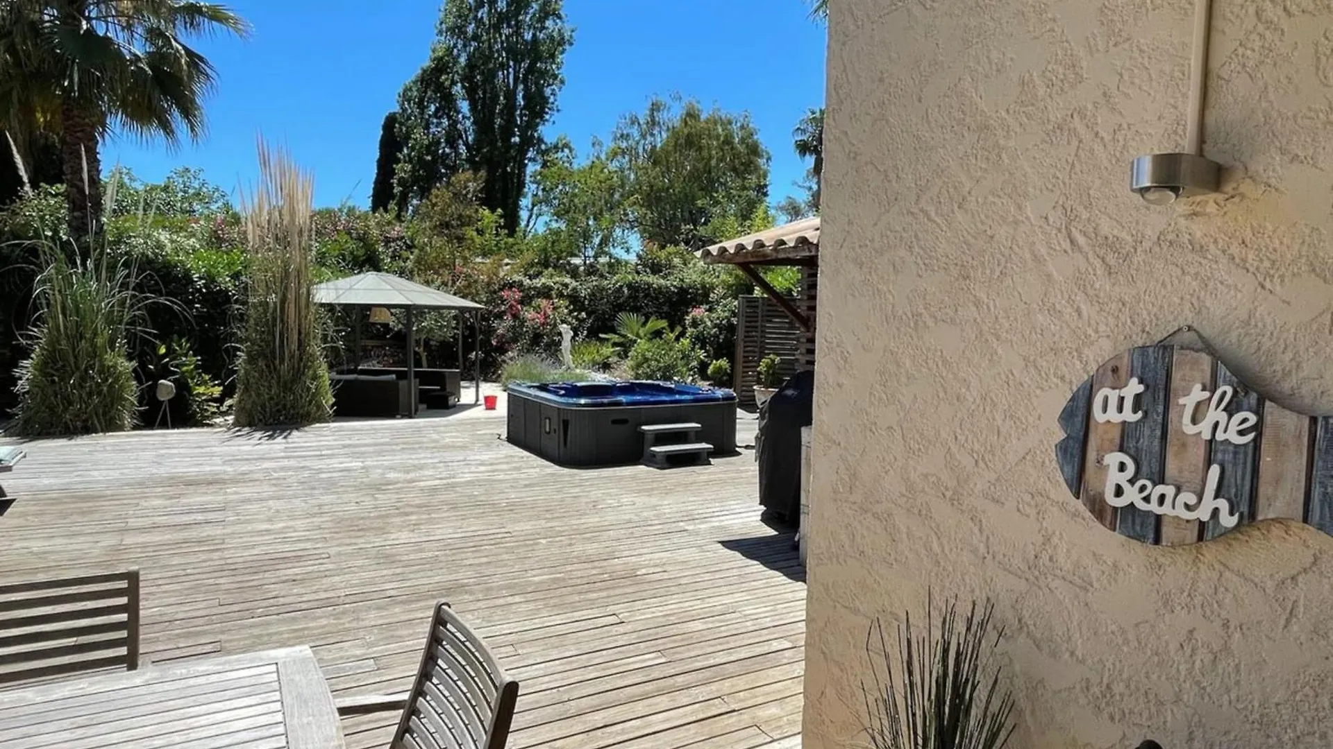06V - Beautiful Villa With Spa Pool And Tennis Biot
