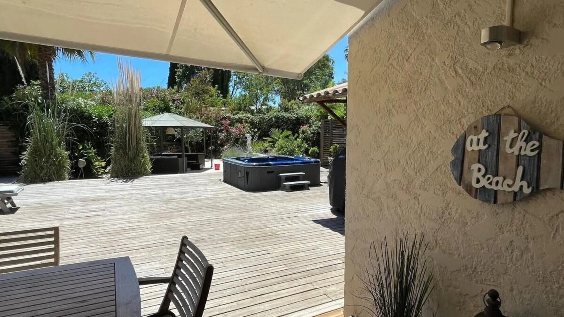06V - Beautiful Villa With Spa Pool And Tennis Biot