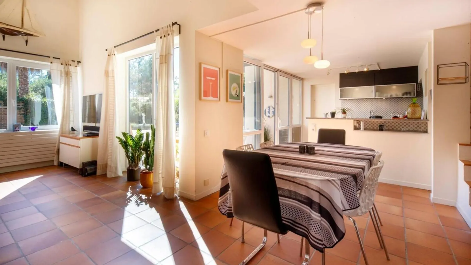 06V - Beautiful Villa With Spa Pool And Tennis Biot