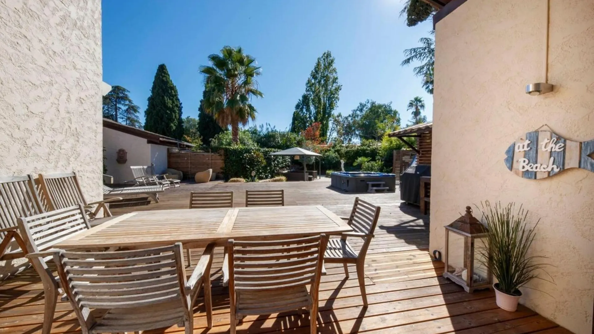 06V - Beautiful Villa With Spa Pool And Tennis Biot