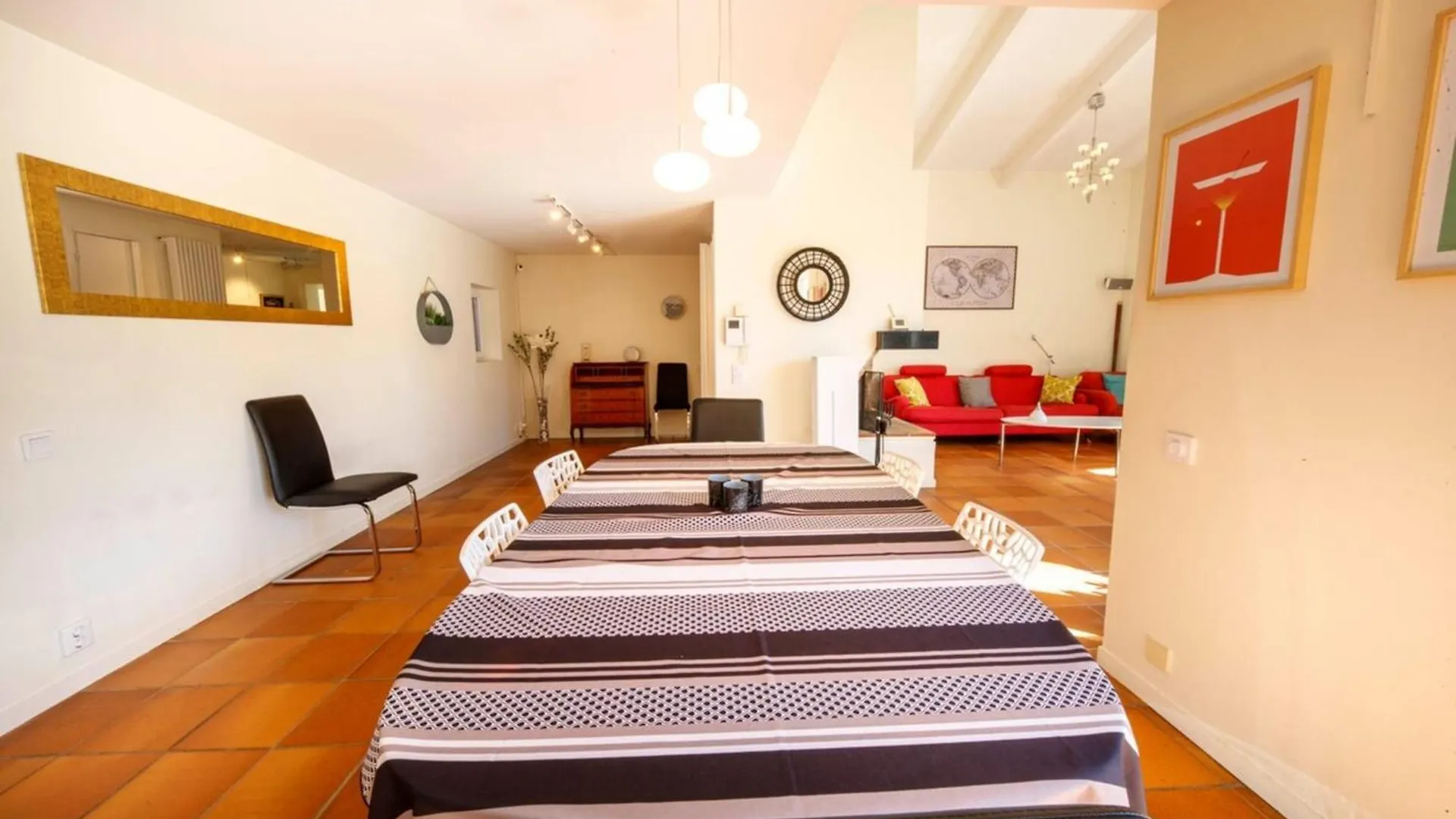 06V - Beautiful Villa With Spa Pool And Tennis Biot 0*,  France