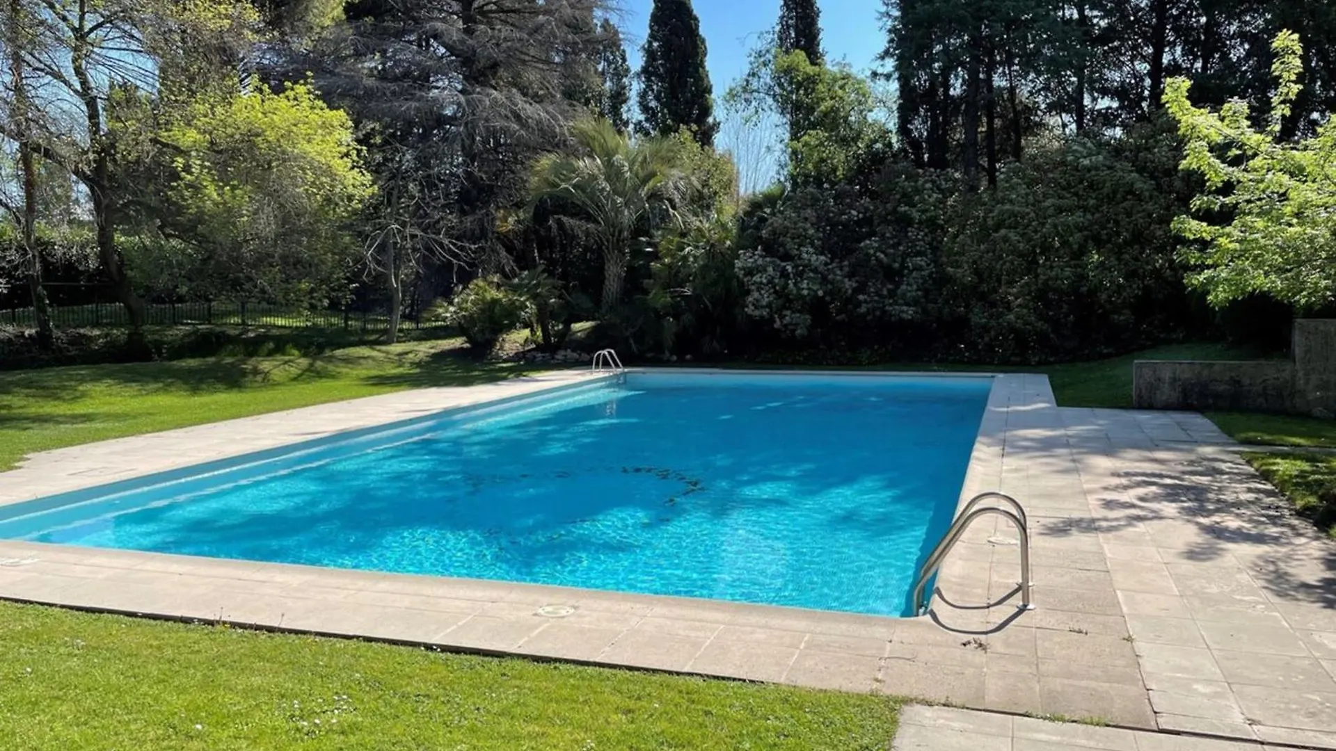 06V - Beautiful Villa With Spa Pool And Tennis Biot