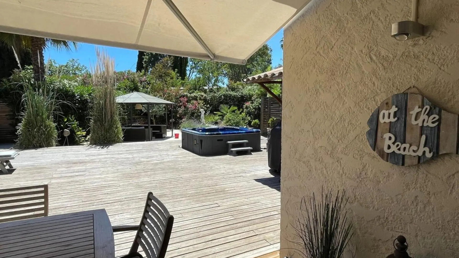 06V - Beautiful Villa With Spa Pool And Tennis Biot